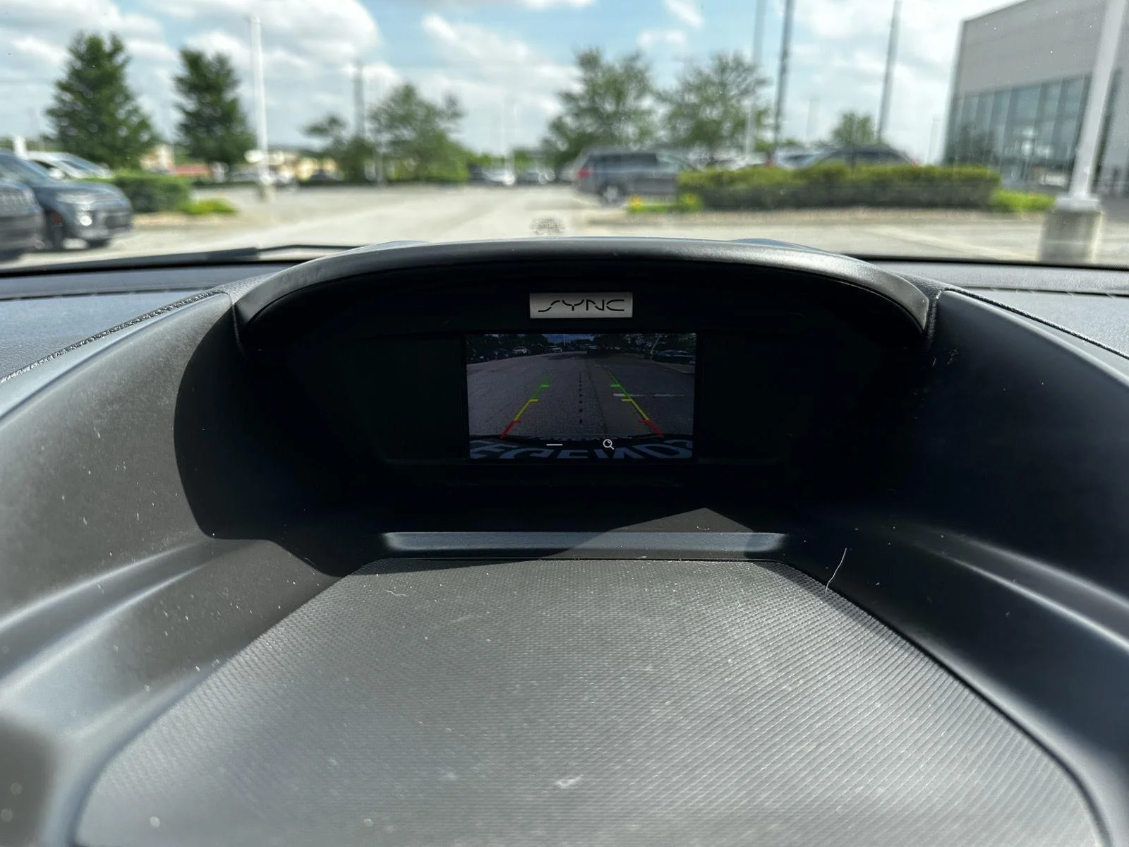 Used 2017 White Gold Ford SE image 15