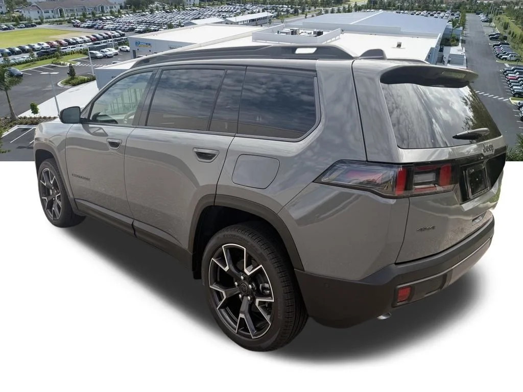 New 2026 Sting-Gray Clear-Coat Exterior Paint Jeep Overland image 6
