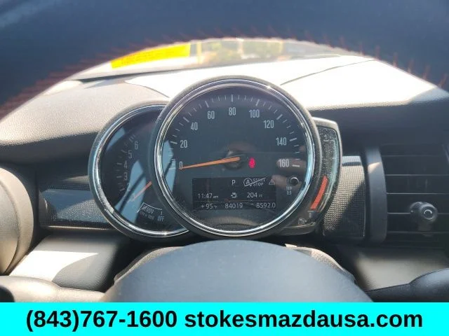 Used 2019 Blue MINI Classic image 2