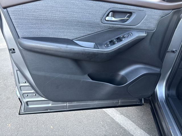 2023 Nissan Rogue SV - Photo 10
