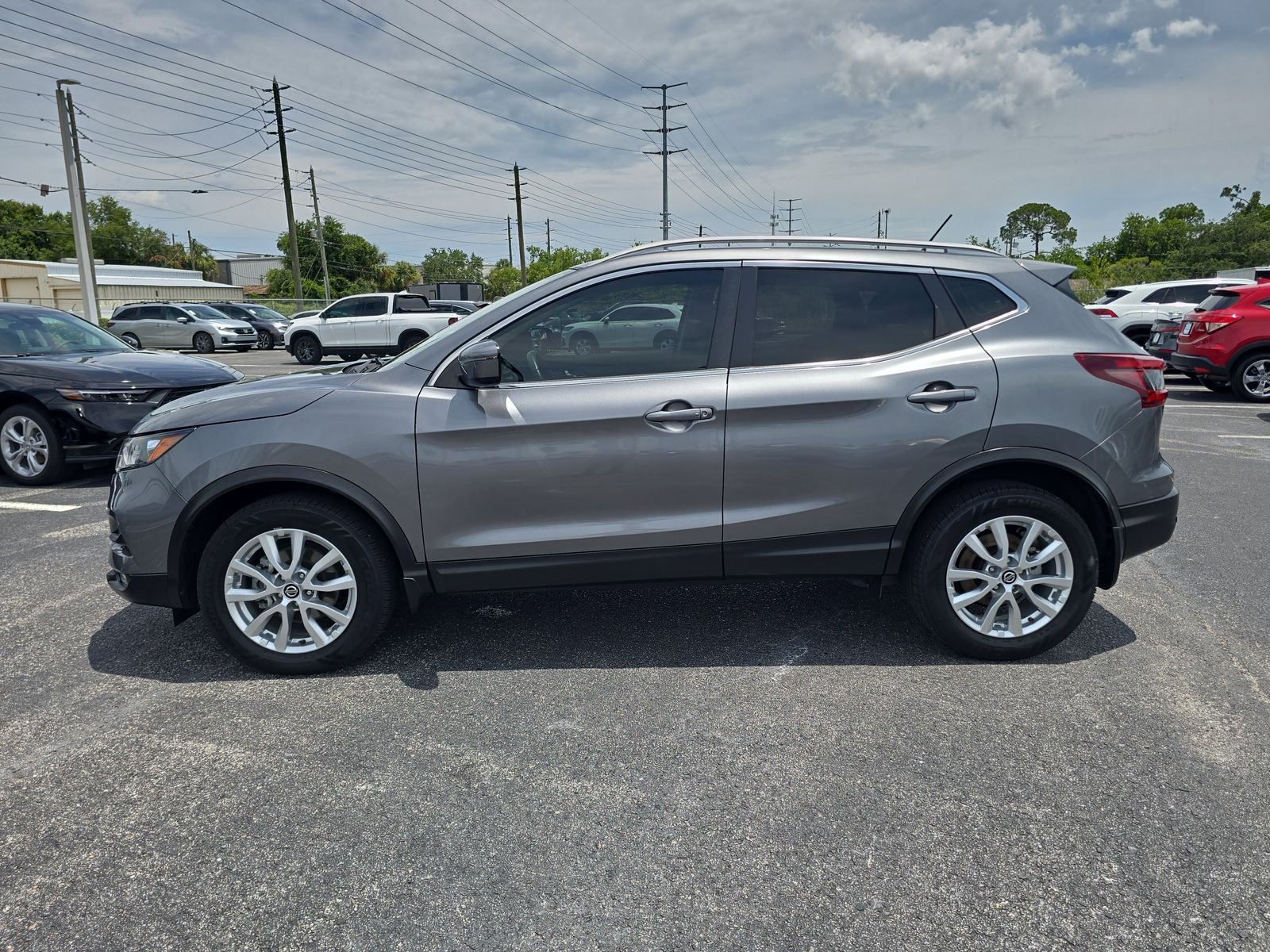 Used 2021 Gray Nissan SV image 6
