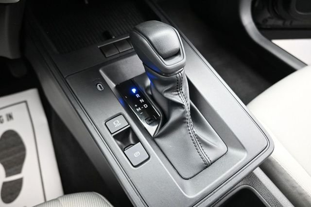 Used 2026 Jet Black Toyota L image 12