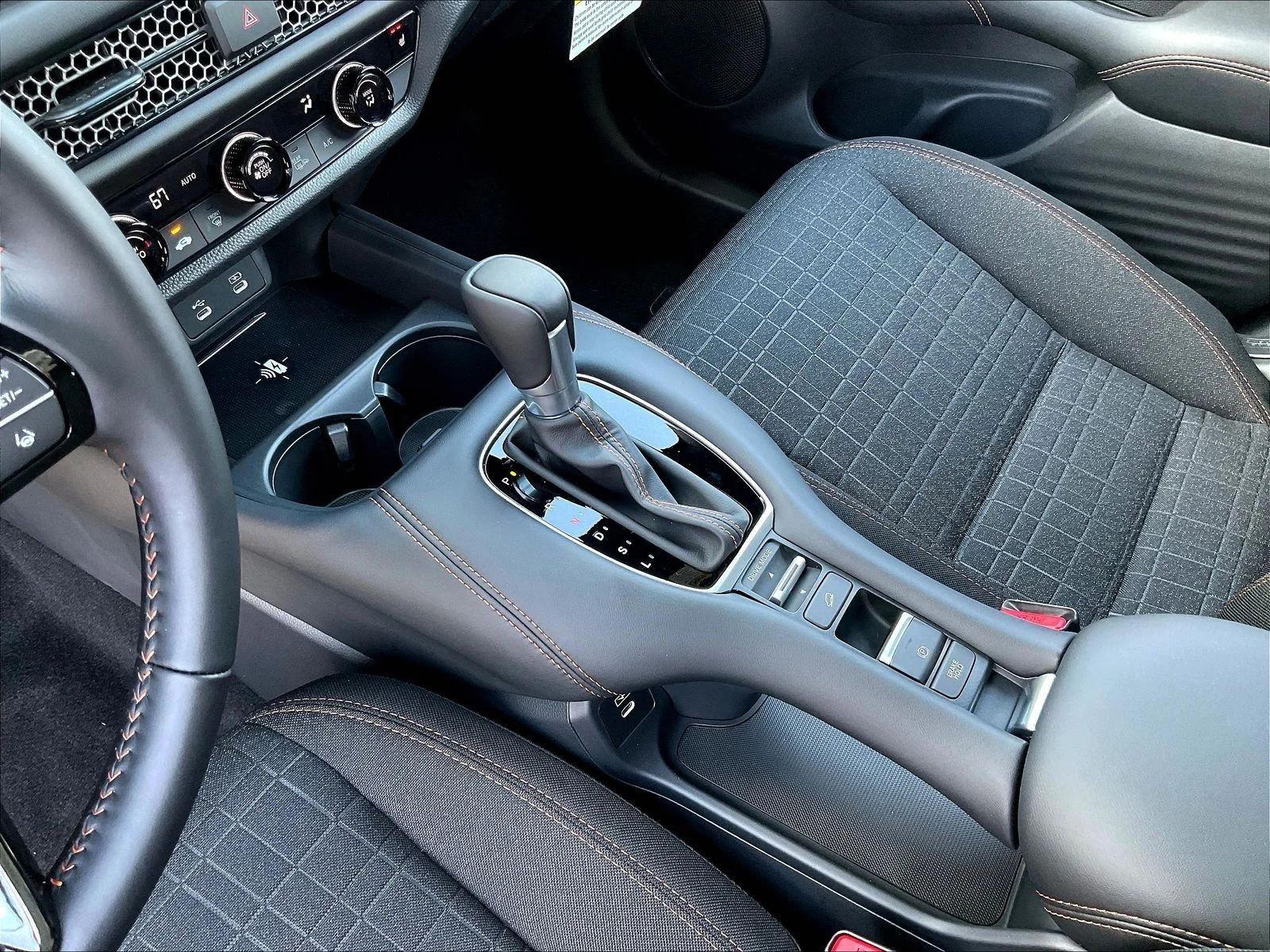 2027 Honda HR-V Sport - Photo 23