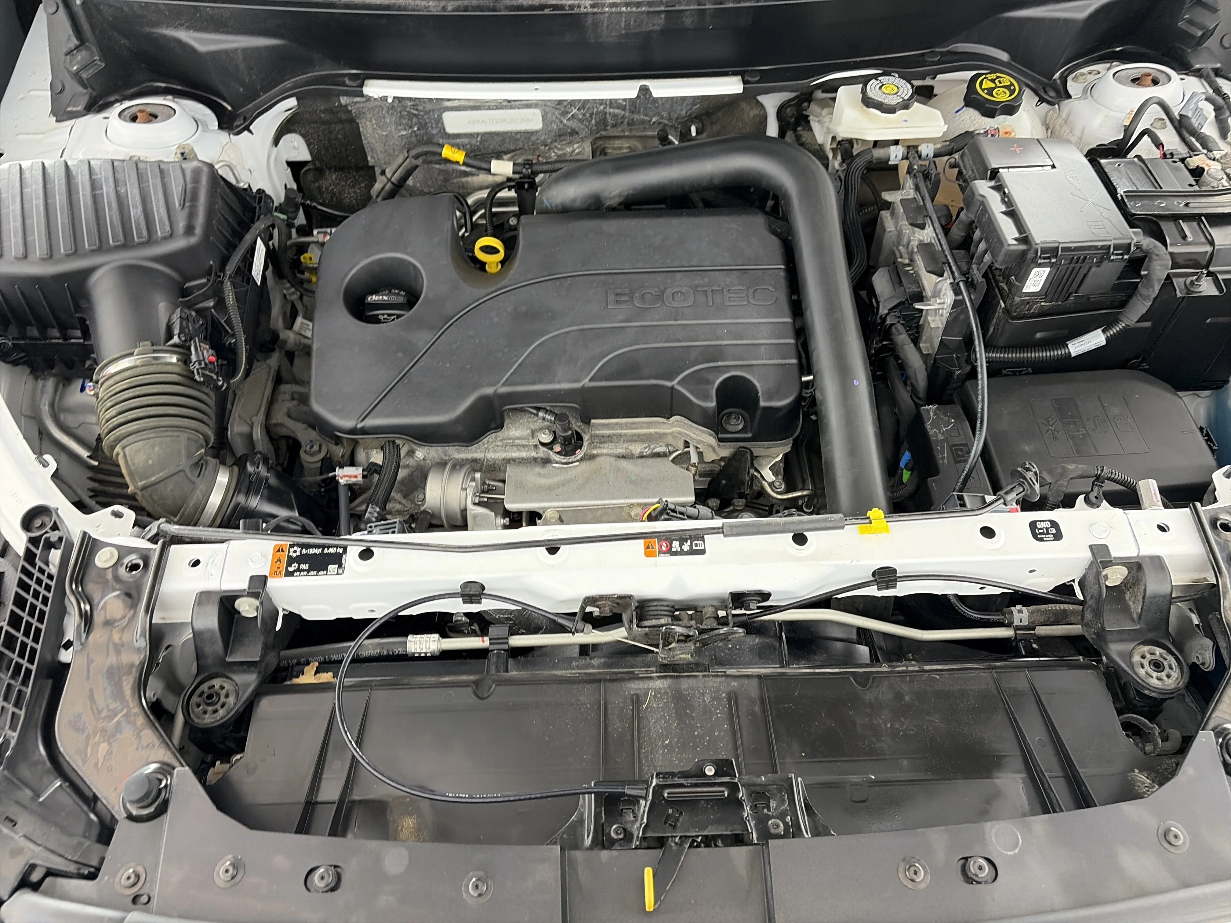 Certified Used 2024 Summit White GMC SLE image 16