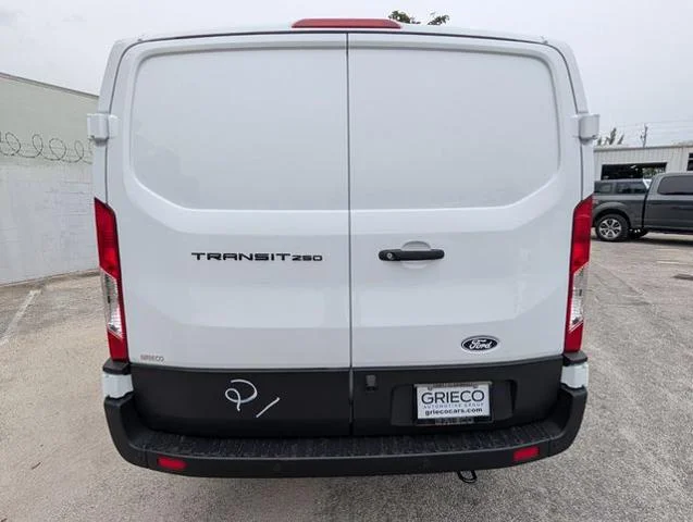New 2026 Oxford White Ford Cargo Van image 19
