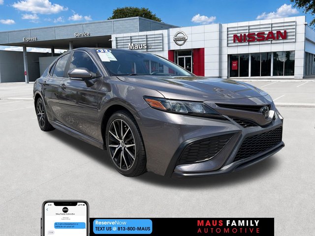 2022 Toyota Camry SE