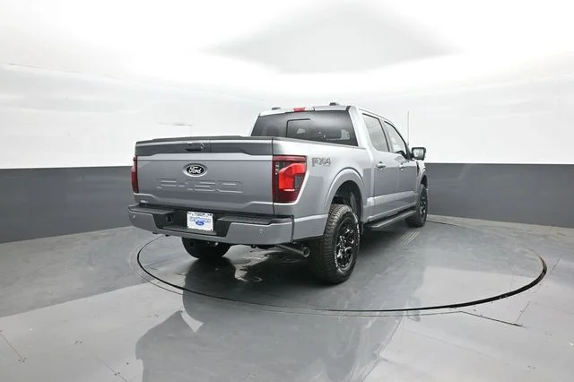 New 2026 Iconic Silver Metallic Ford XLT image 7