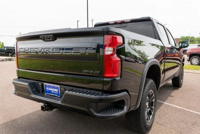 Used 2023 Blue Chevrolet ZR2 image 6