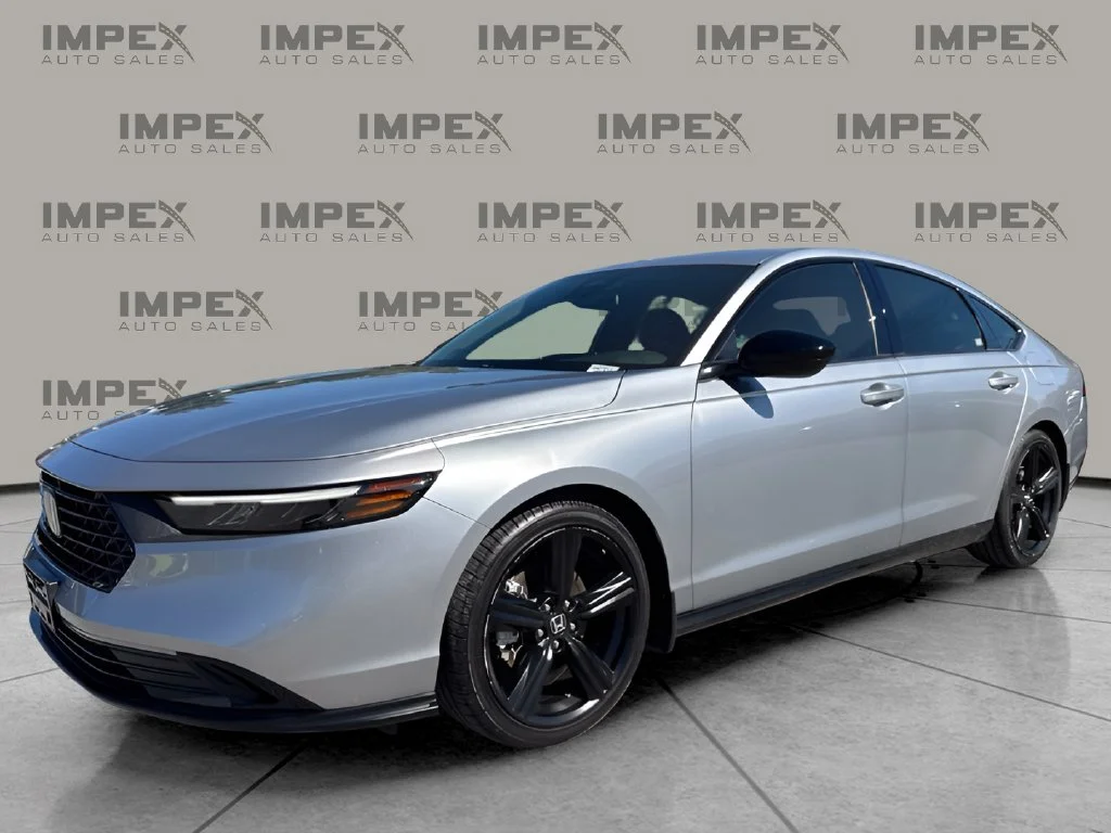Used 2024 Silver Honda Sport-L image 1