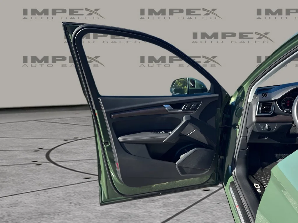 Used 2022 Green Audi 55 Premium Plus image 23