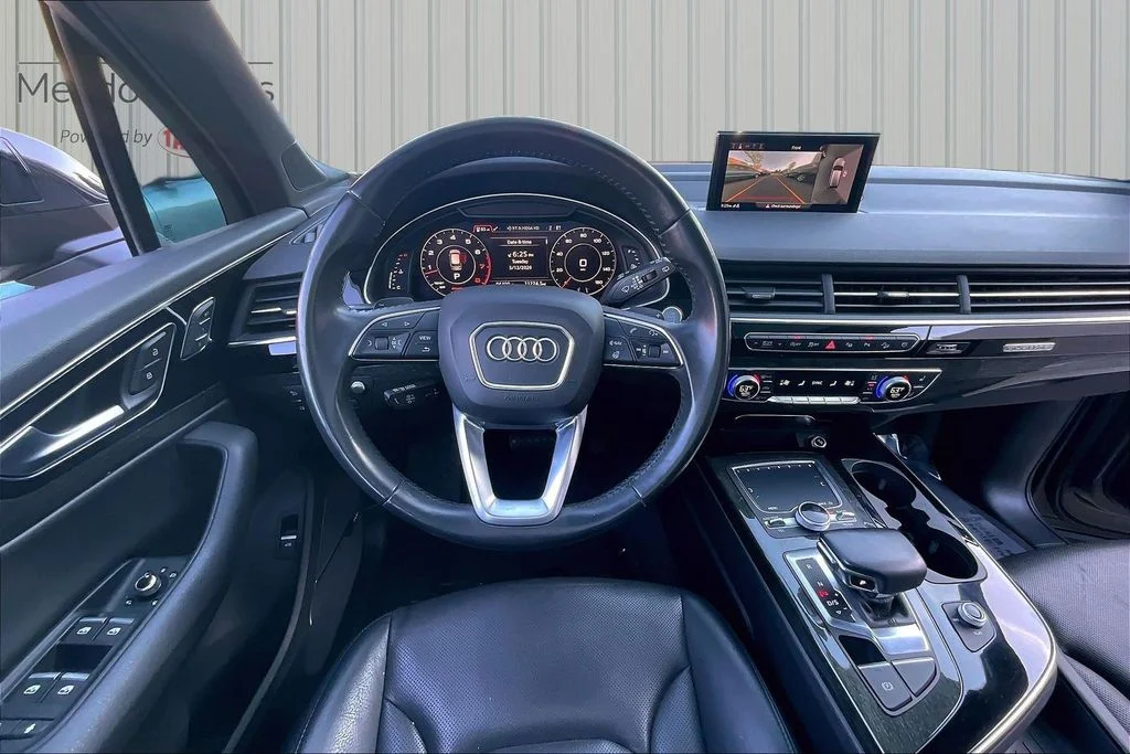 Used 2019 Gray Audi 55 Prestige image 8