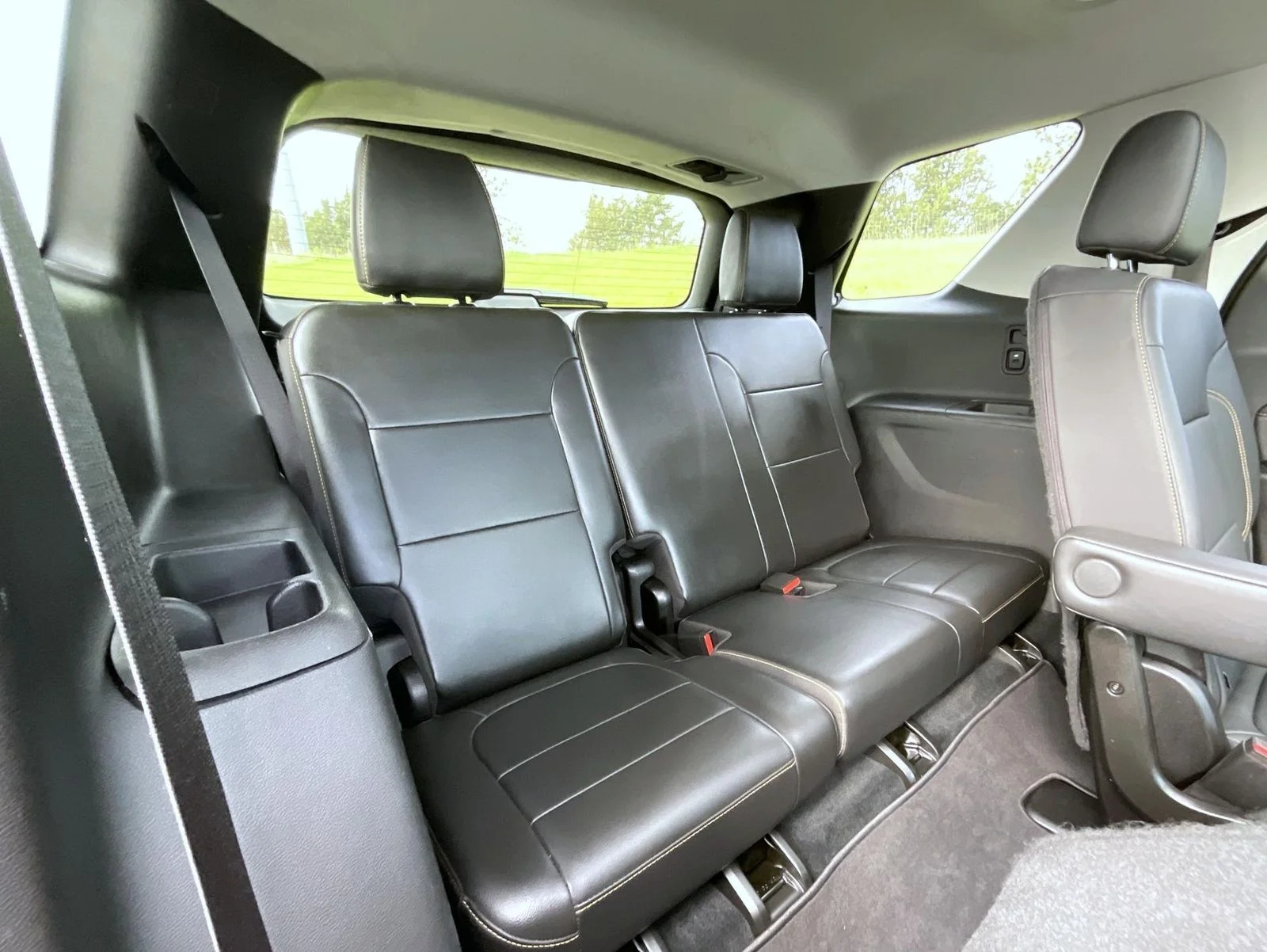 Used 2021 Silver Chevrolet Premier image 21