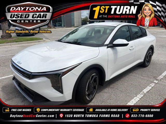 2025 Kia K4 EX AT's photo