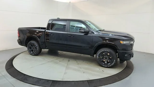 New 2026 Diamond Black Crystal Pearl-Coat Exterior Paint RAM Big Horn/Lone Star image 13