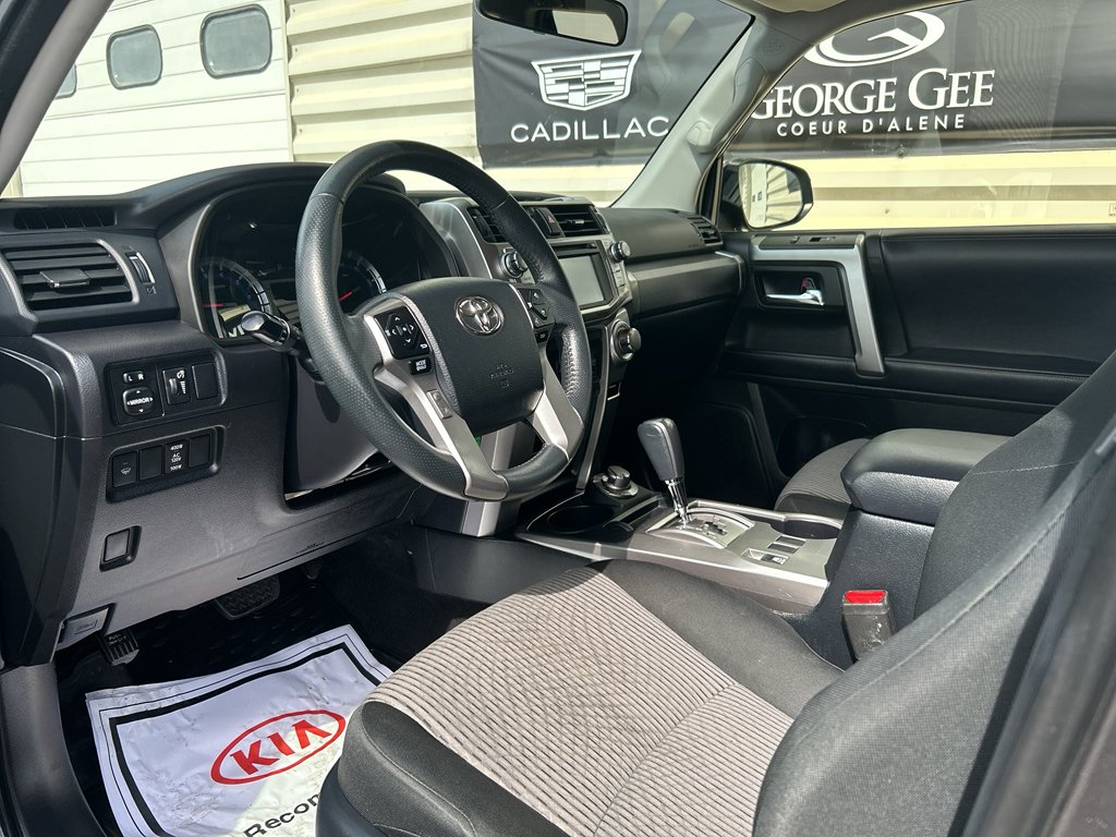 Used 2019 Magnetic Gray Metallic Toyota SR5 image 10