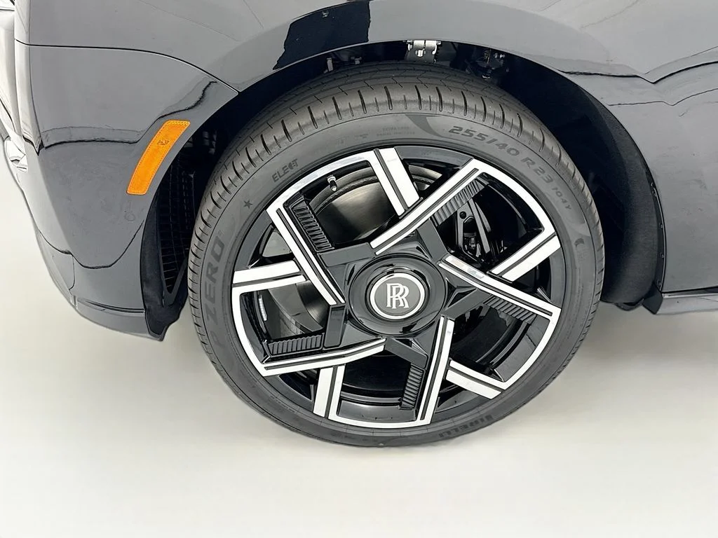New 2026  Rolls-Royce Black Badge image 29