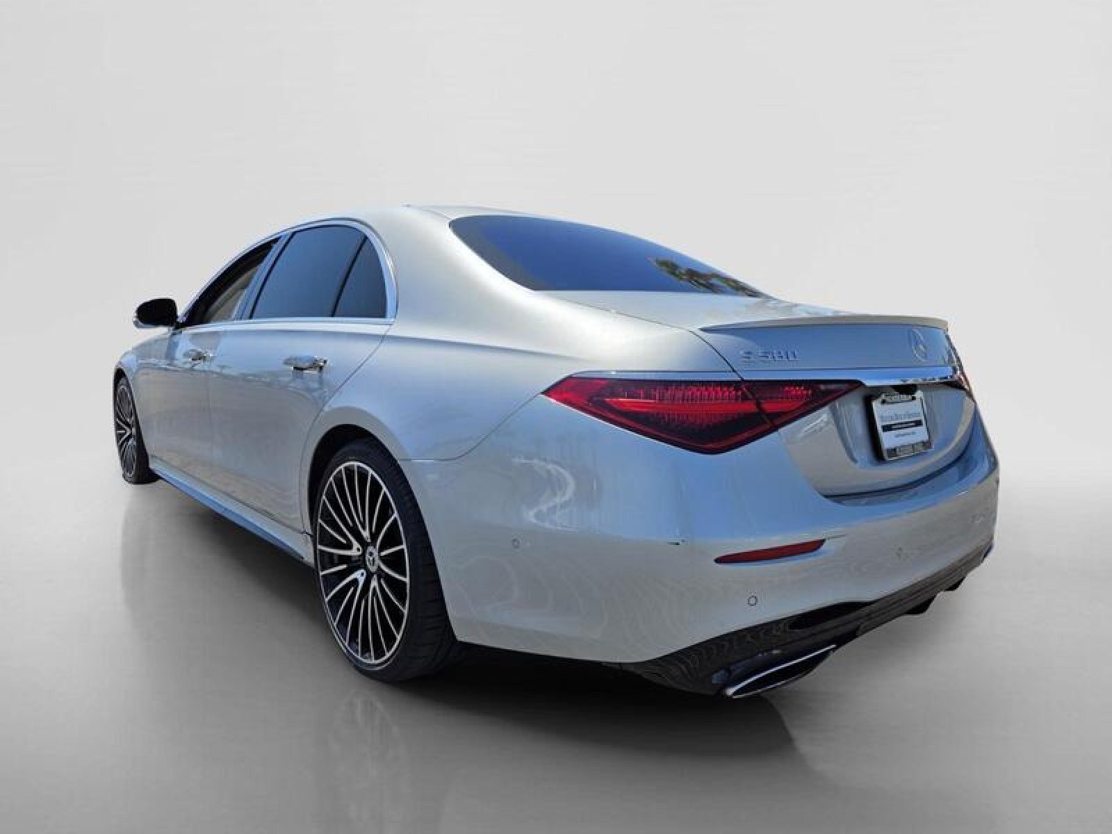 Certified Used 2021 Cirrus Silver Mercedes-Benz S 580 image 3