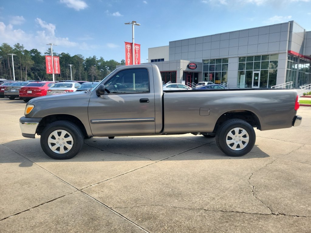 Used 2005 Gray Toyota Base image 2