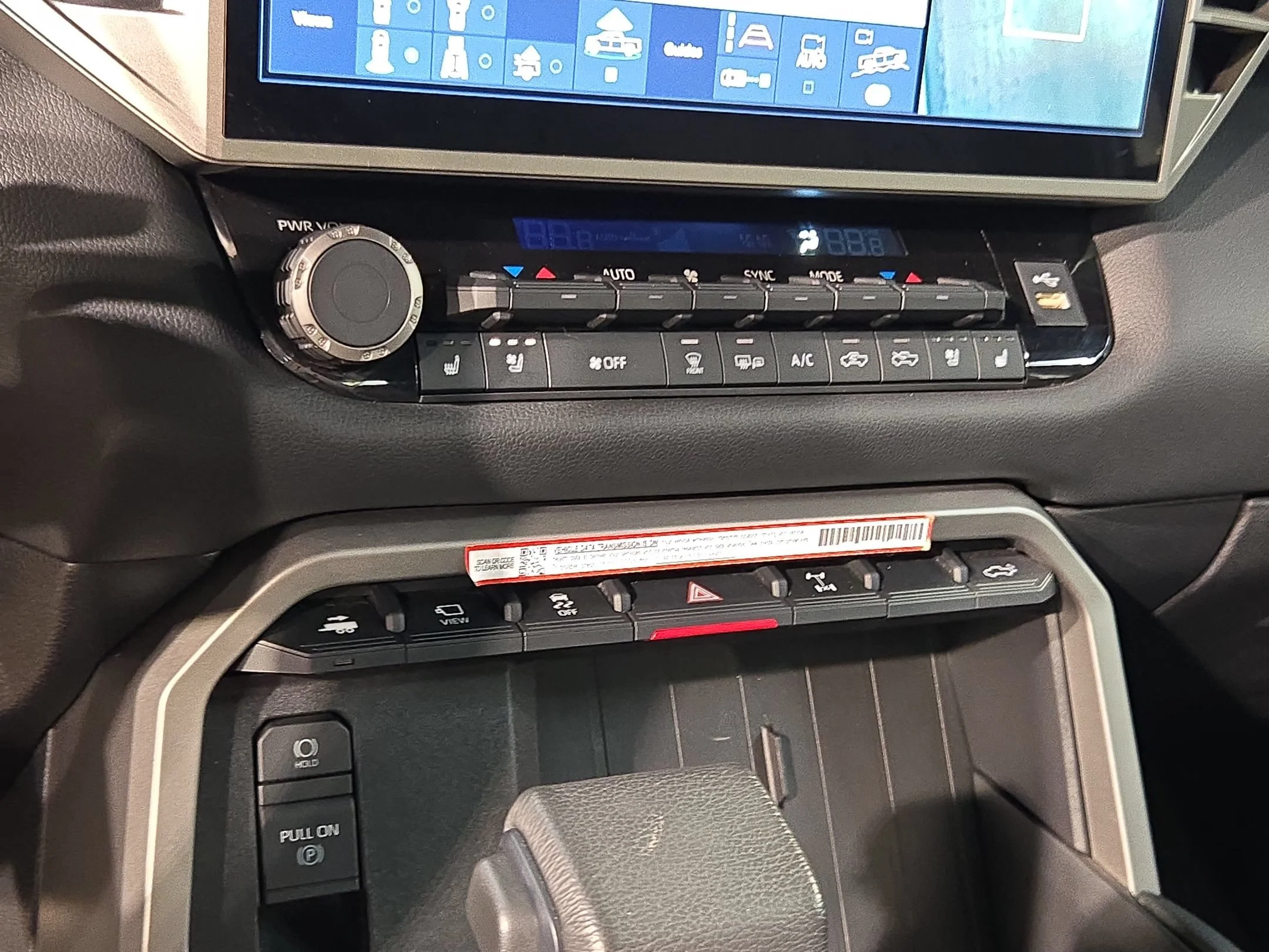 Certified Used 2025 Wind Chill Pearl Toyota Limited image 32