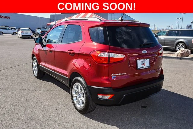 Used 2019 Red Ford SE image 3