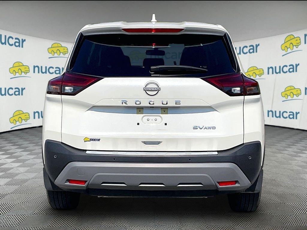 Used 2023 Pearl White Tricoat Nissan SV image 5