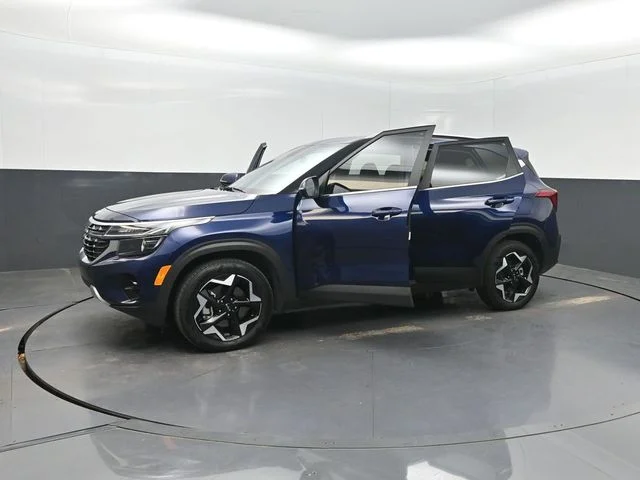 Used 2025 Blue Kia EX image 31