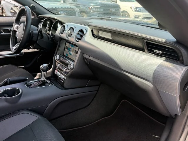Used 2016 Magnetic Ford GT Premium image 42