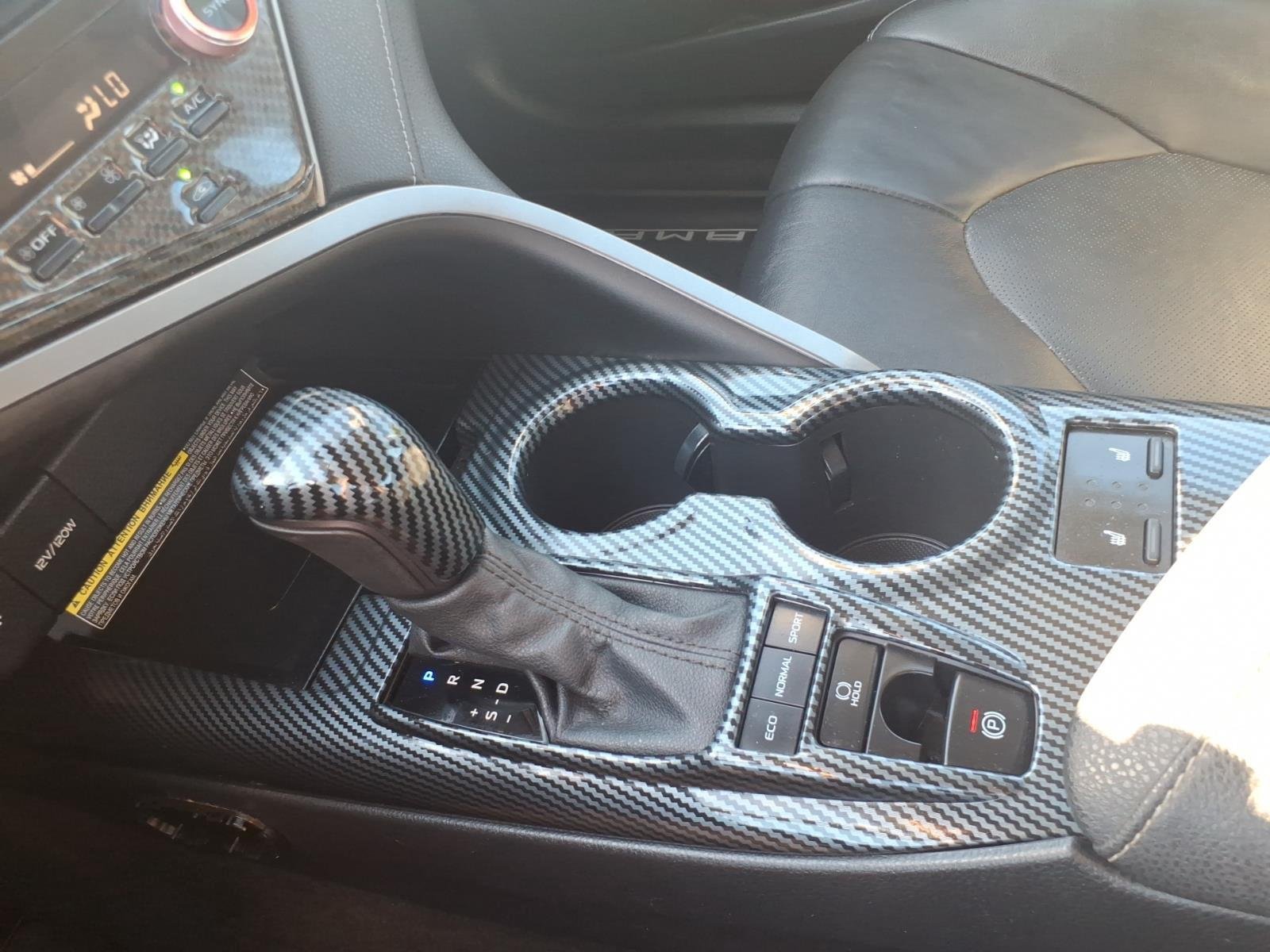 Used 2021 Wind Chill Pearl Toyota XSE image 18