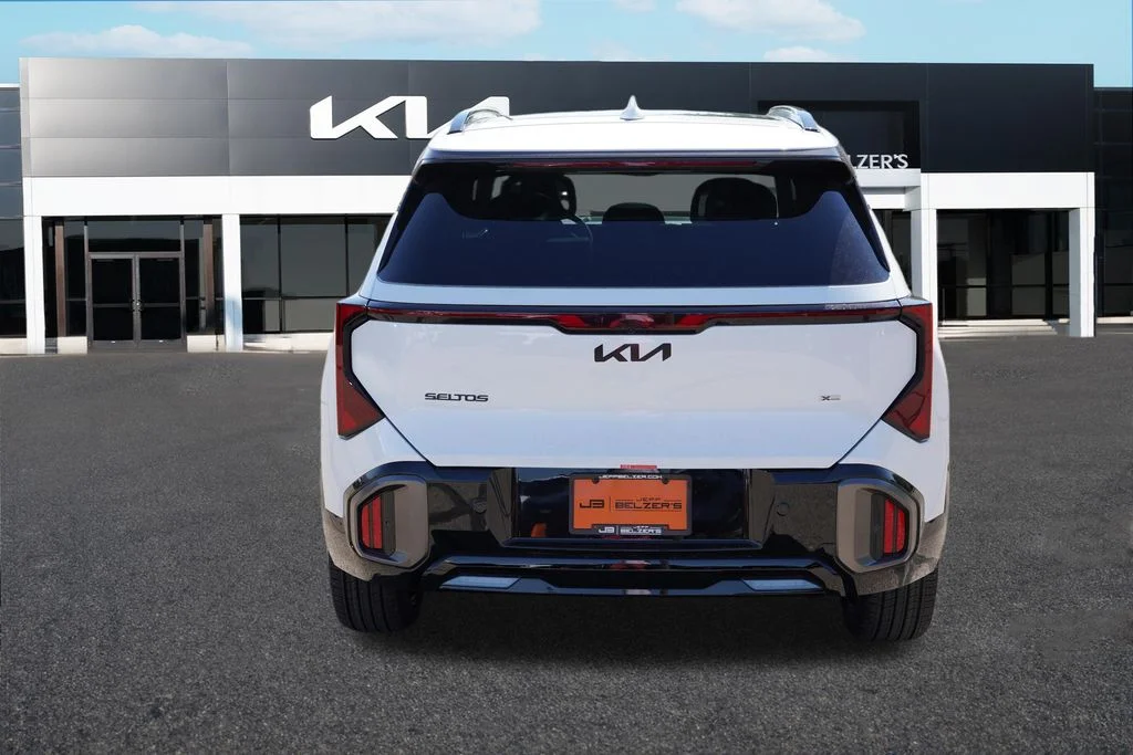 New 2027 Snow White Pearl Kia X-Line SX image 4