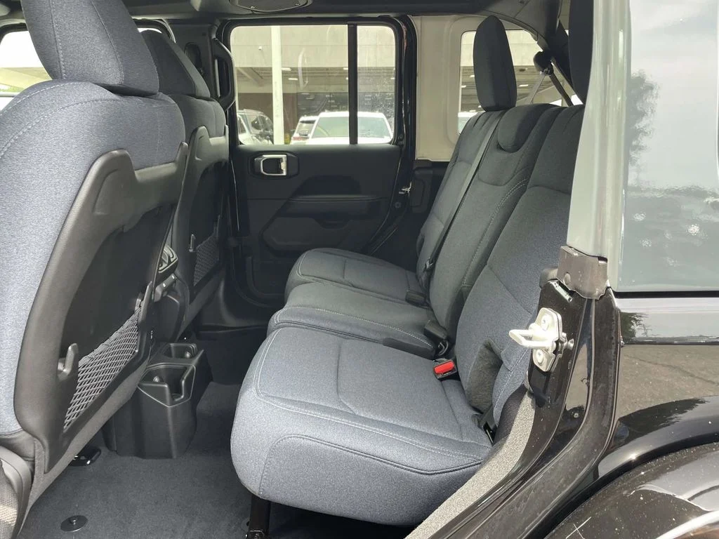 New 2026 Black Clearcoat Jeep Rubicon image 19