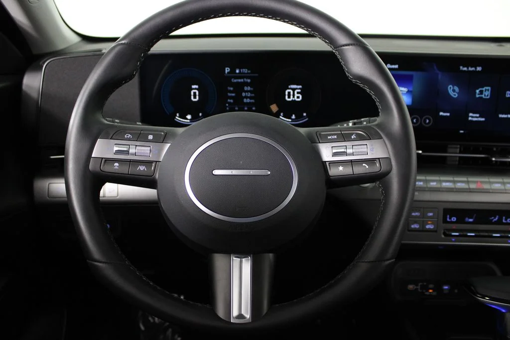 Used 2026 White Hyundai SEL Sport image 10