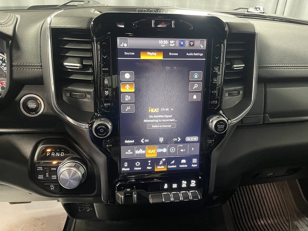 2024 RAM Ram 1500 Pickup Laramie - Photo 25