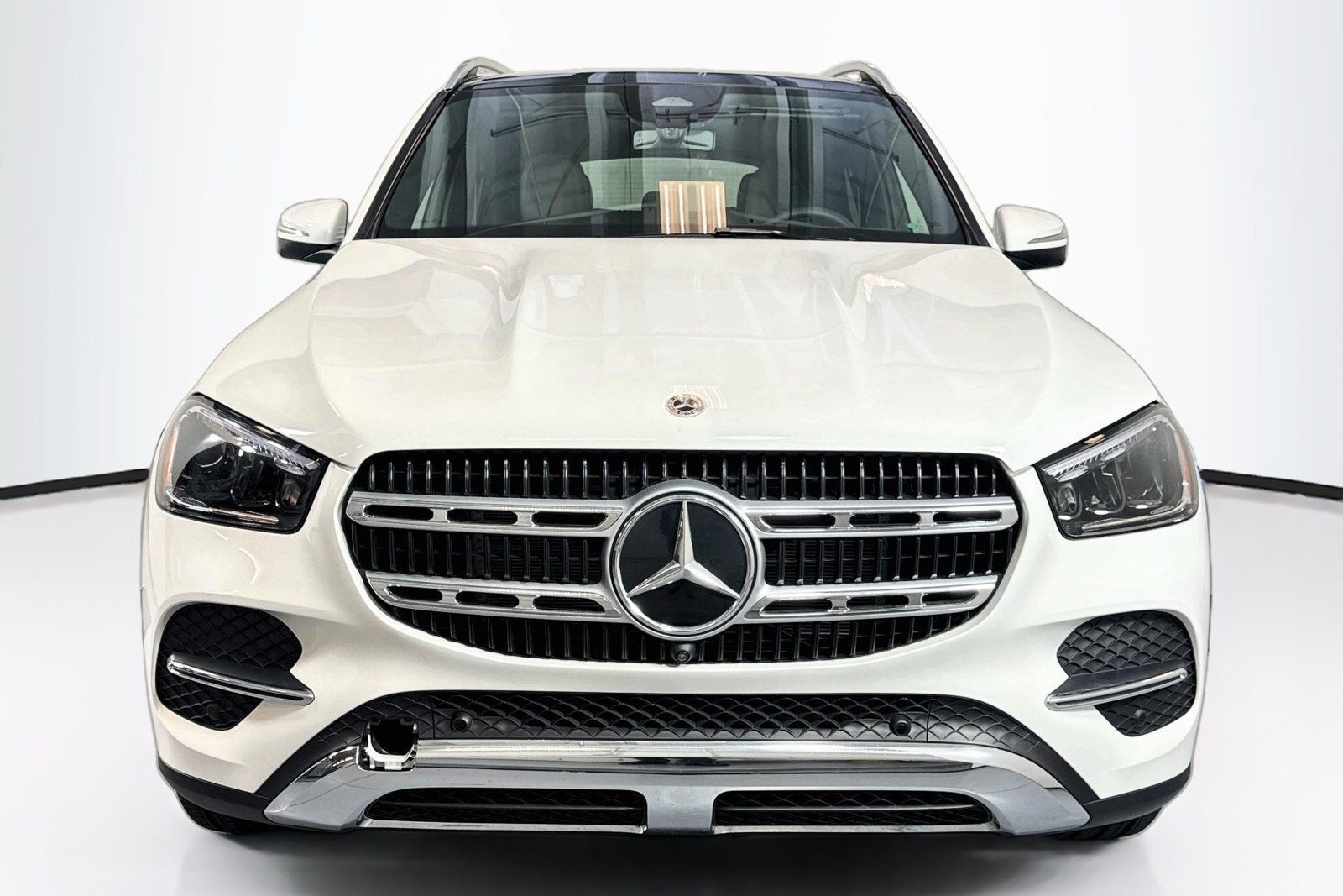 New 2026 Polar White Mercedes-Benz GLE 350 image 2
