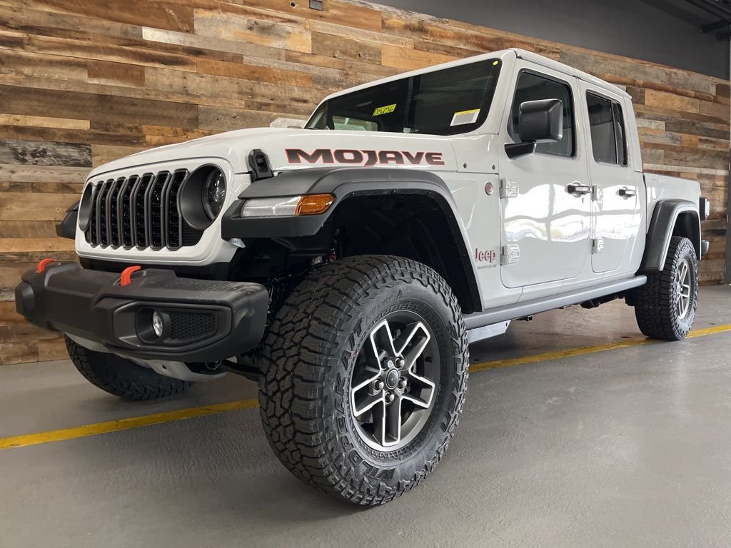 New 2026 Bright White Clear-Coat Exterior Paint Jeep Mojave image 18