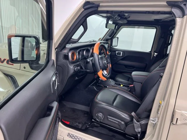 Used 2022 Beige Jeep Mojave image 12