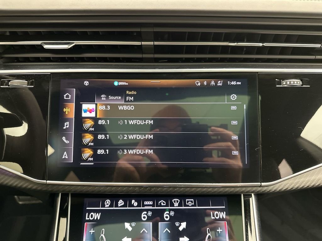 Used 2023  Audi 4.0T image 27