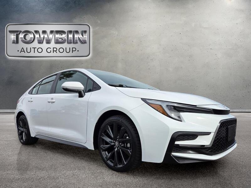 Used 2025 White Toyota SE image 3