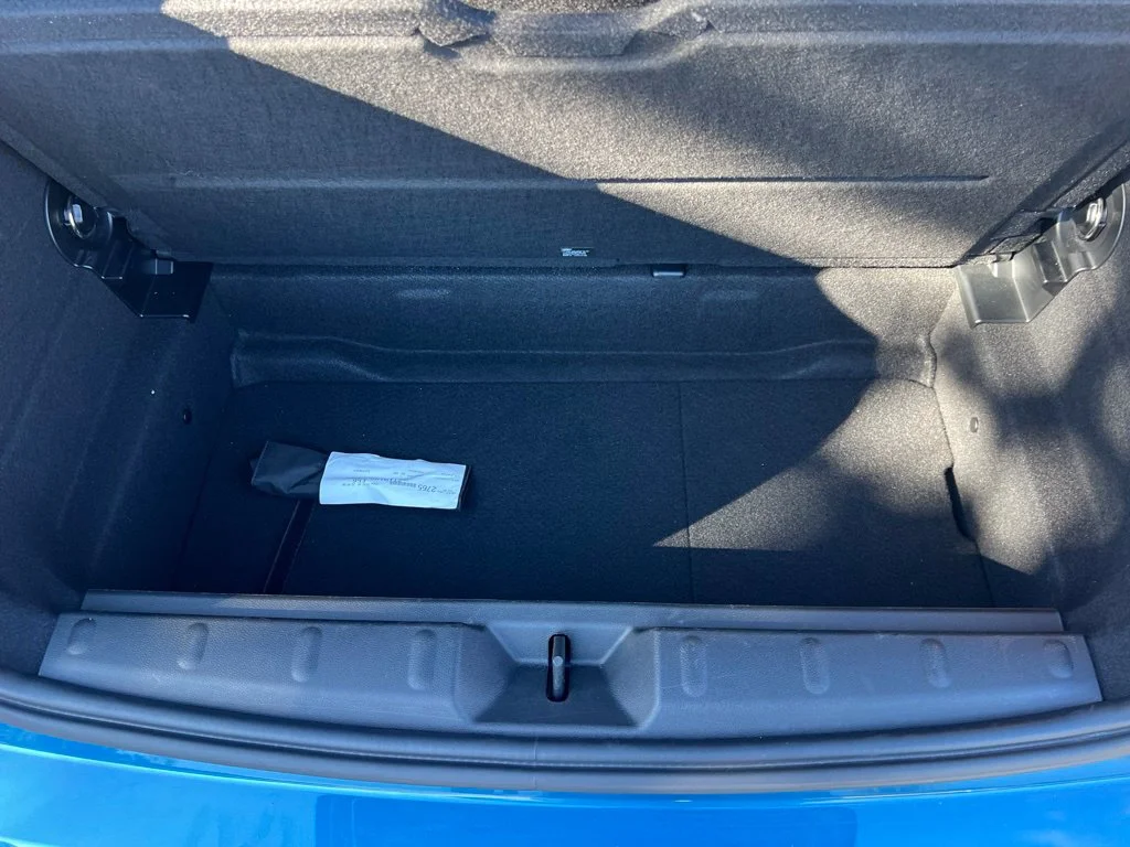 Used 2023 Blue MINI Base image 17