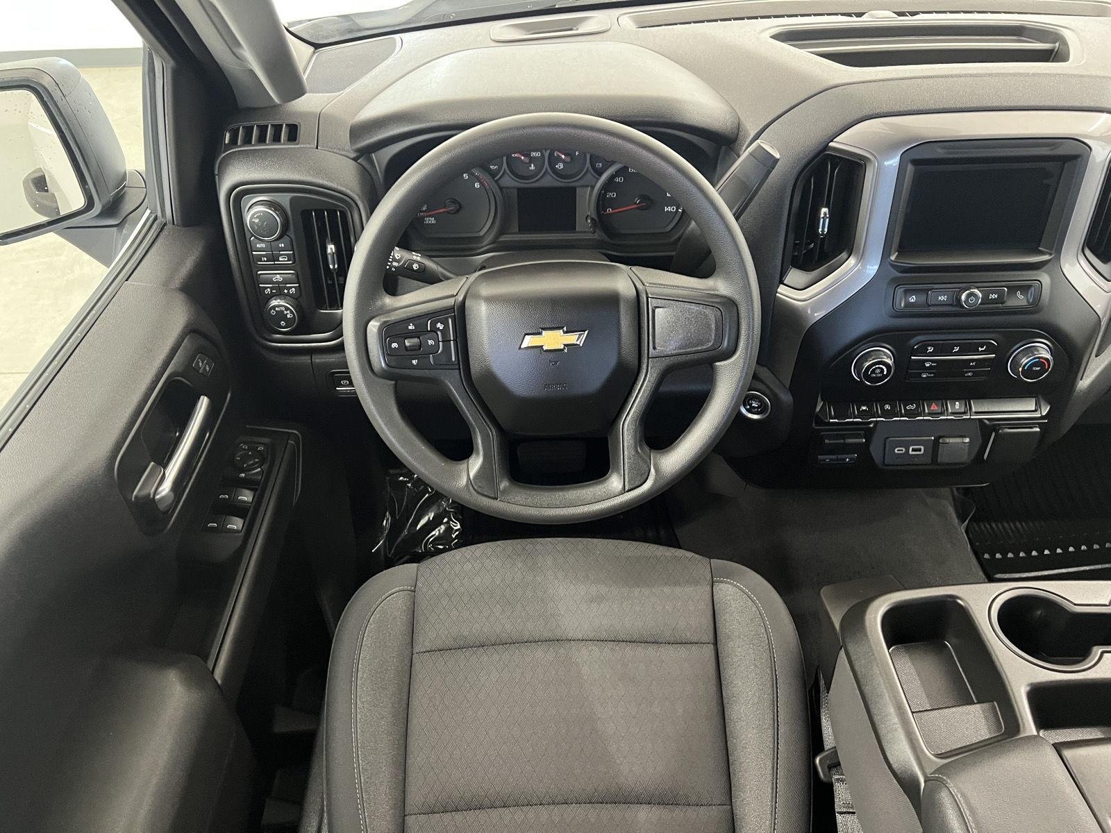 Used 2024 Summit White Chevrolet Custom image 31