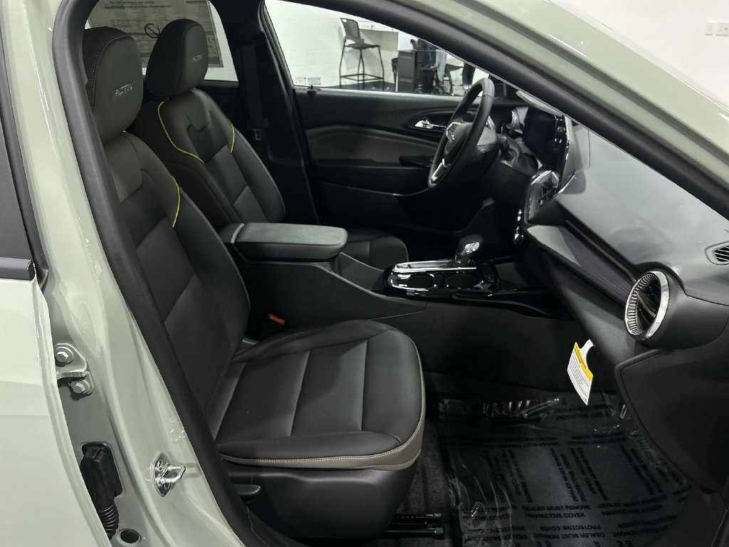 2026 Chevrolet Trax Activ - Photo 25