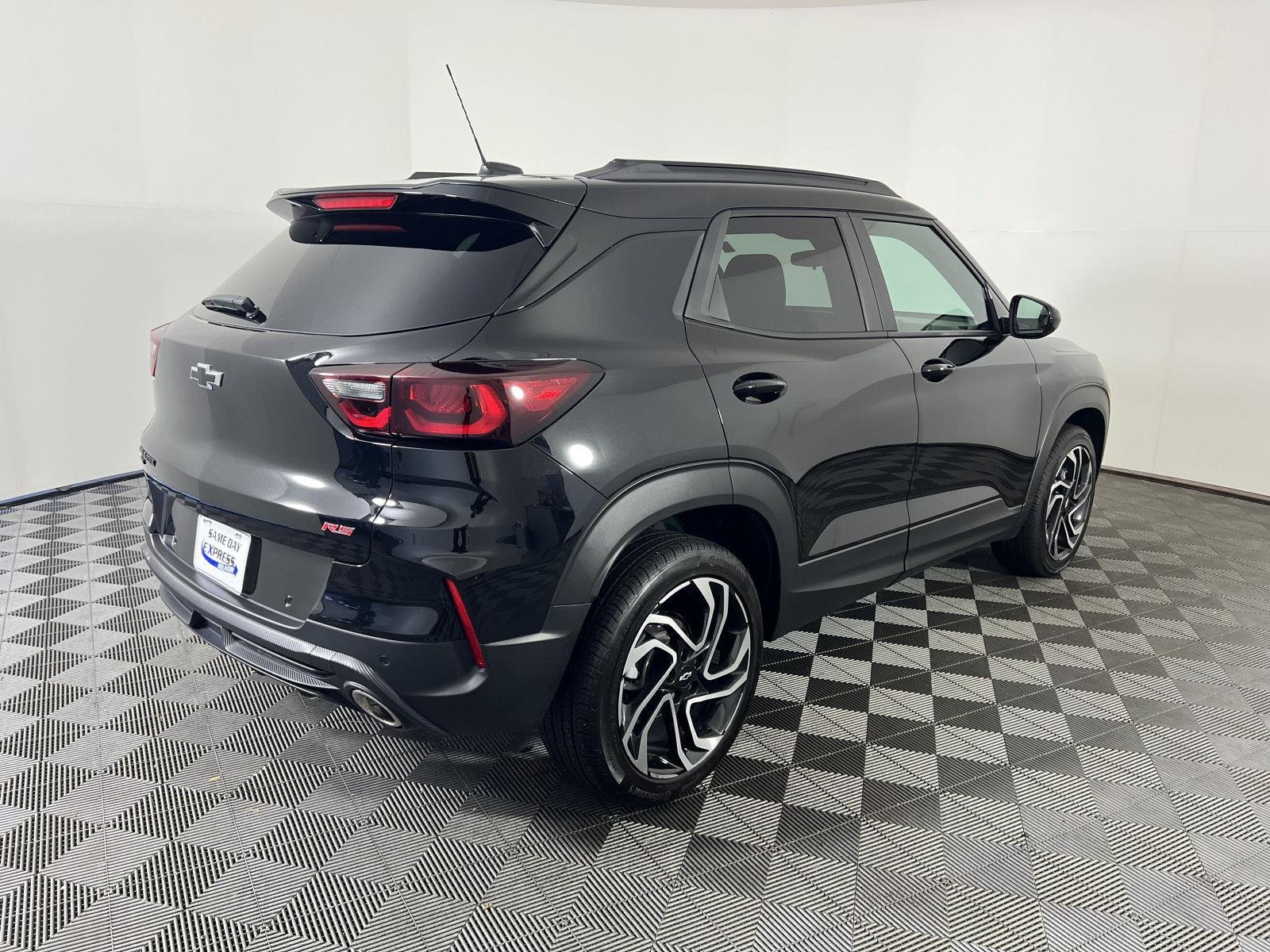 Used 2026 Mosaic Black Metallic Chevrolet RS image 22