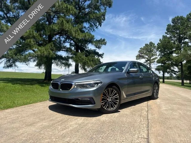 Used 2017 Blue BMW 530i xDrive image 3
