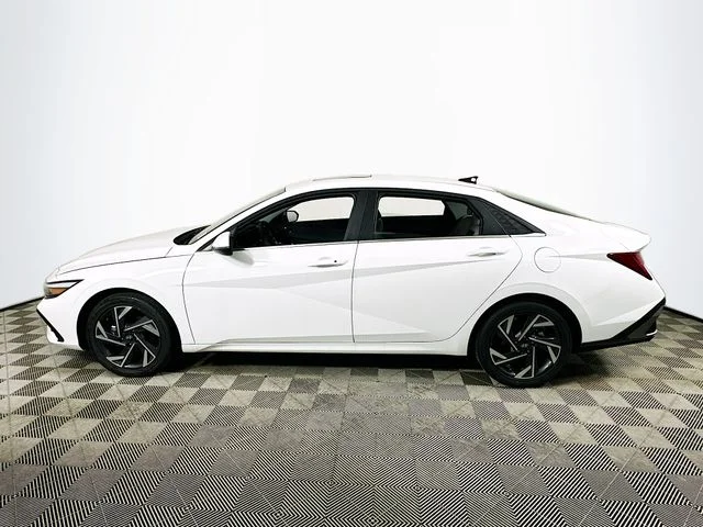 New 2026 Hyundai ELANTRA Limited