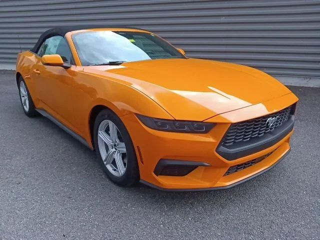 2026 Ford Mustang EcoBoost Premium Convertible's photo