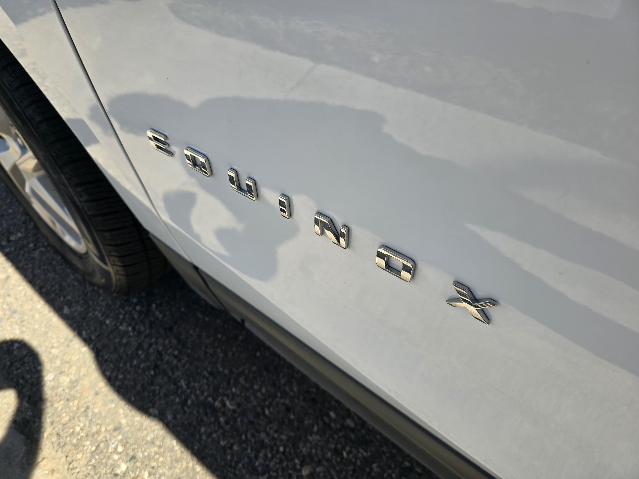 Used 2024 Summit White Chevrolet LT image 21