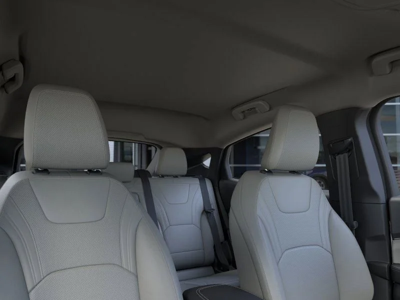 New 2025 Star White Metallic Tri-coat Ford Premium image 23