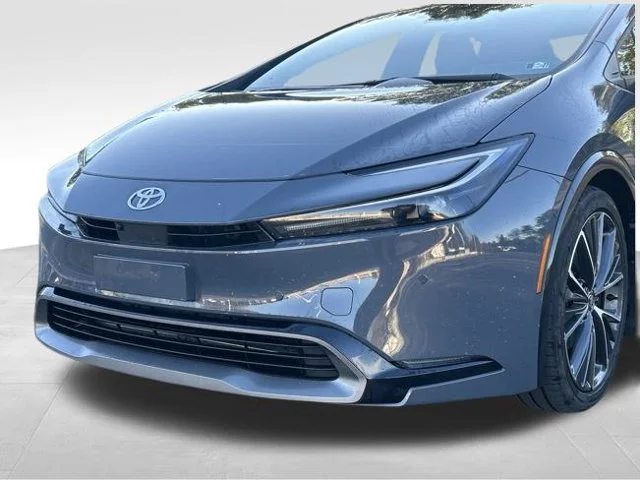 Used 2024 Gray Toyota Limited image 9