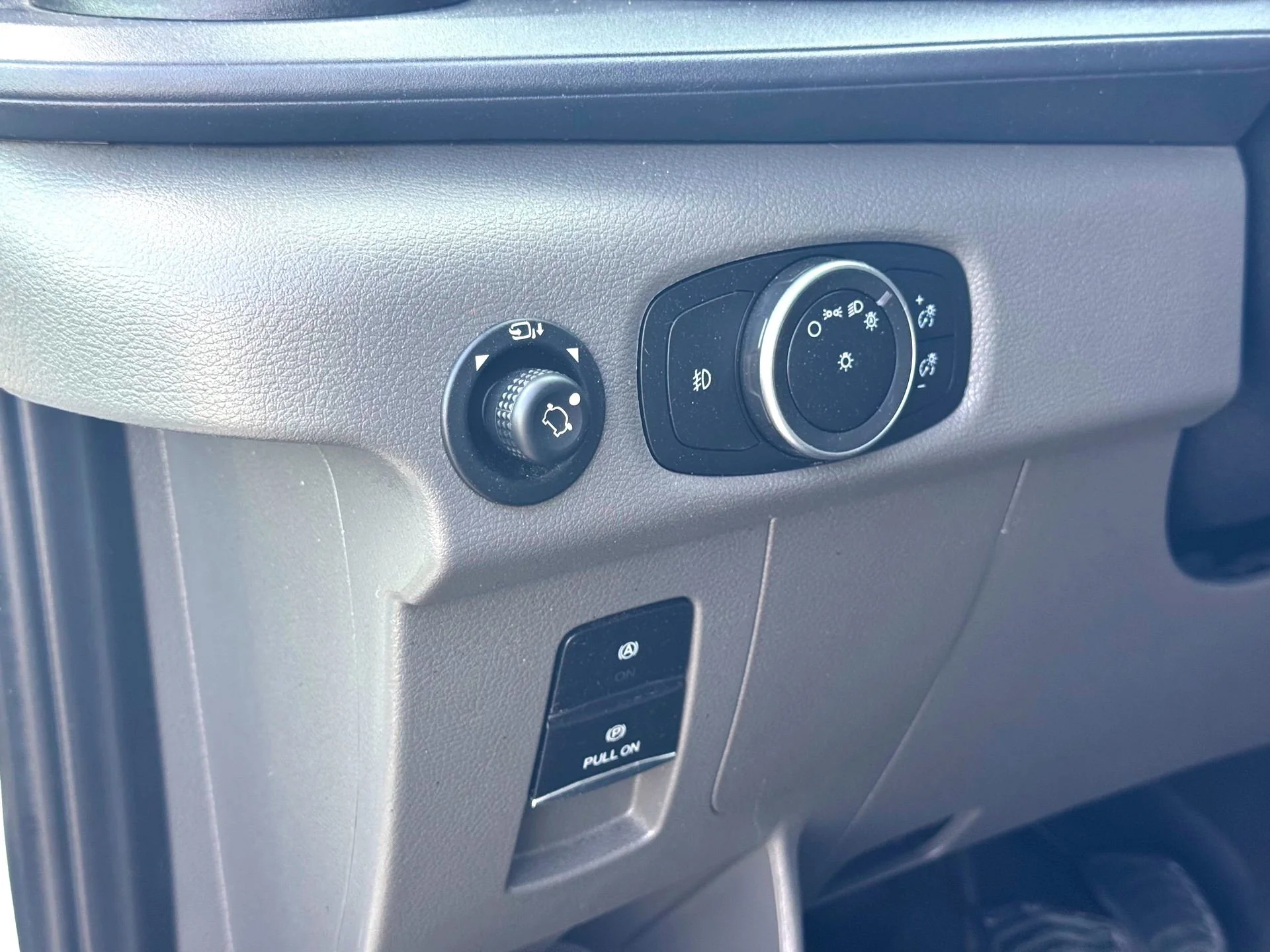 Used 2023  Ford XLT image 17