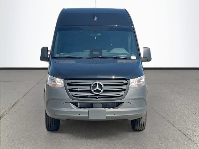 New 2026 Jet Black Mercedes-Benz Cargo 170 WB image 2