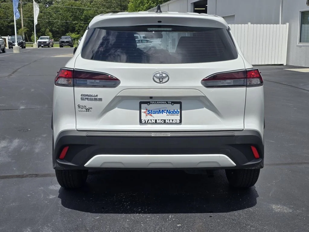 Used 2026 Off-white Toyota L image 6